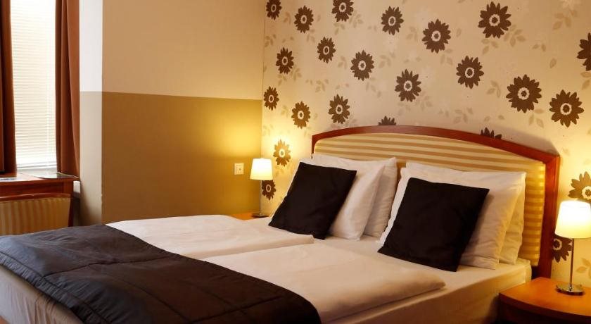 Six Inn Hotel - Budapest 16