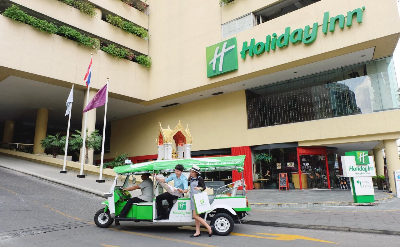 Holiday Inn Bangkok Silom 17