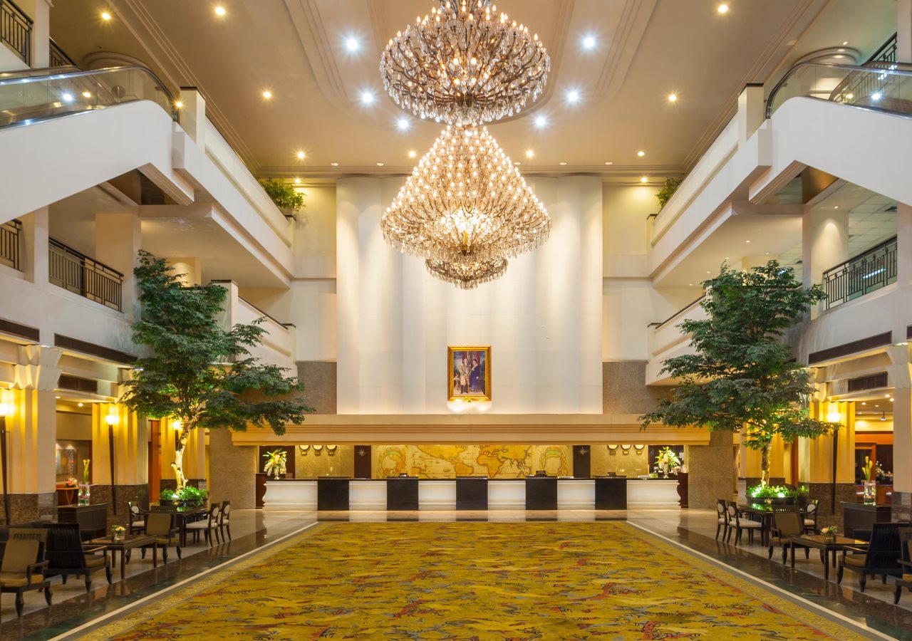 The Twin Towers Hotel 12