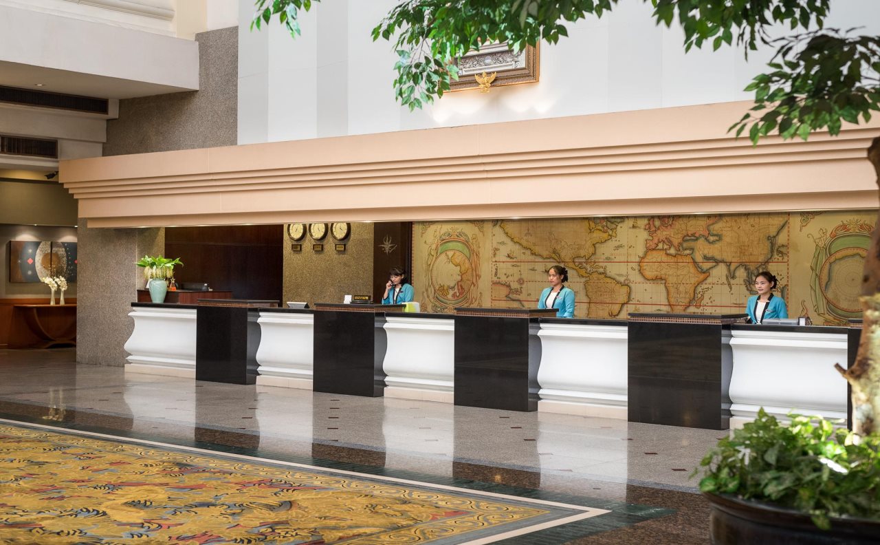 The Twin Towers Hotel 6