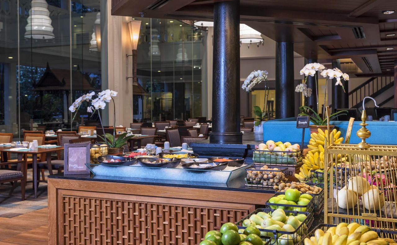 Anantara Riverside Bangkok Resort 18