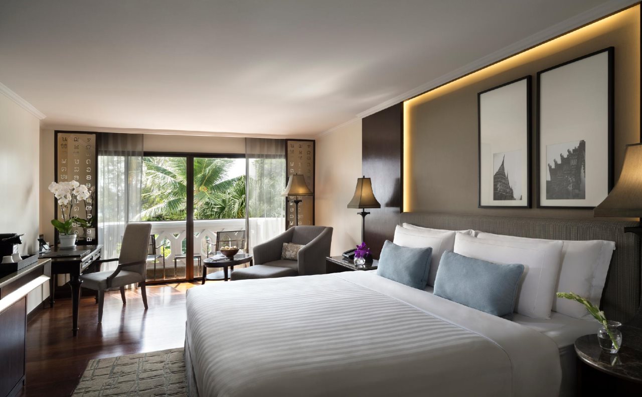 Anantara Riverside Bangkok Resort 2