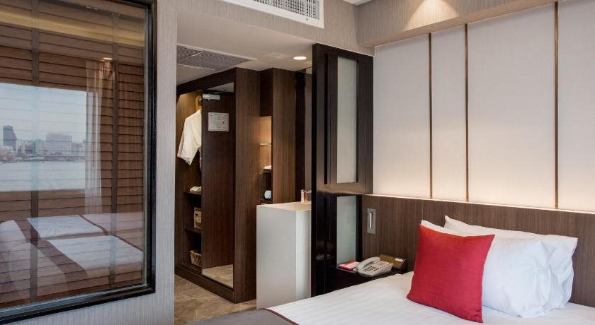 Ramada Plaza by Wyndham Bangkok Menam Riverside 2