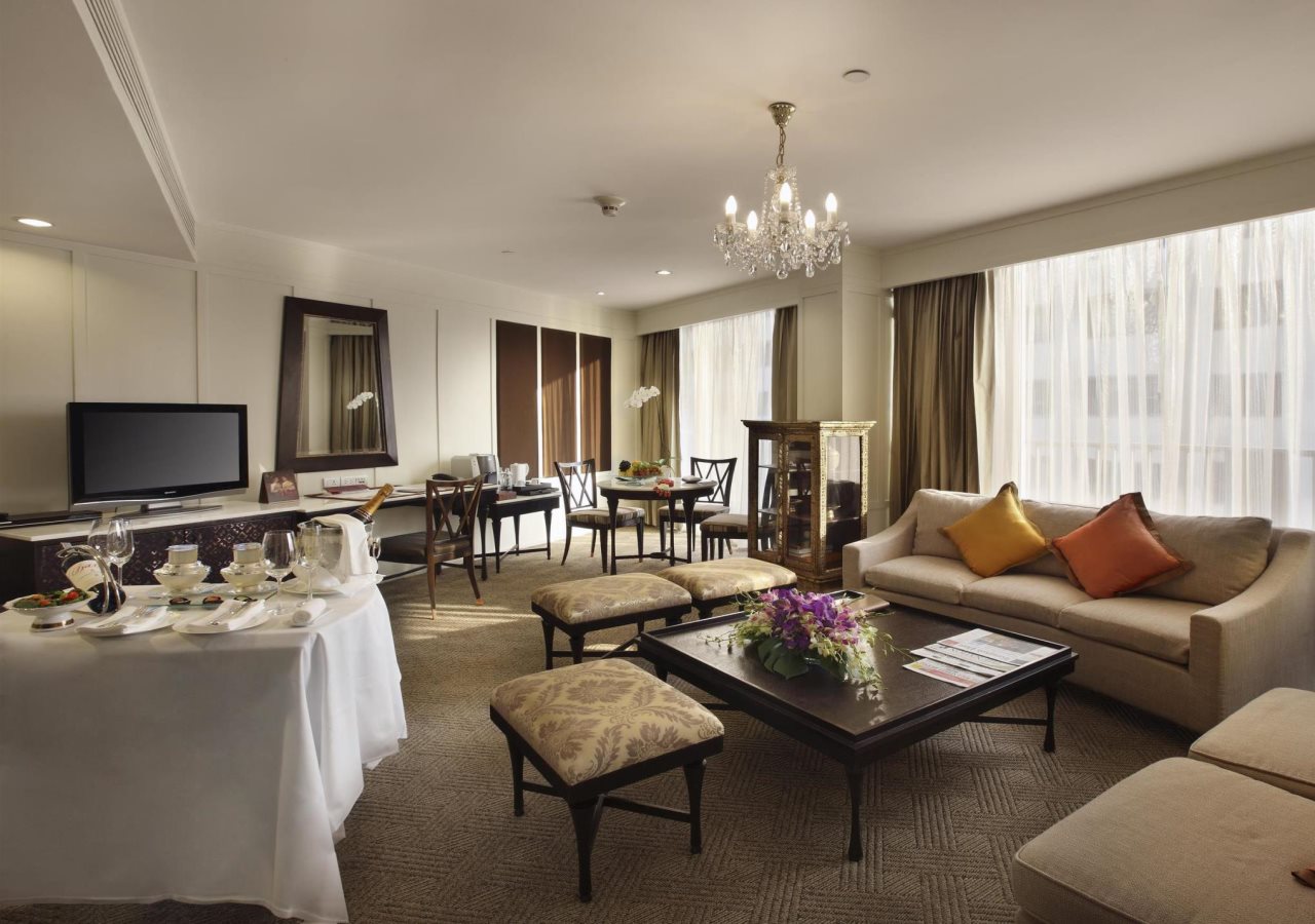 Dusit Thani Bangkok 13