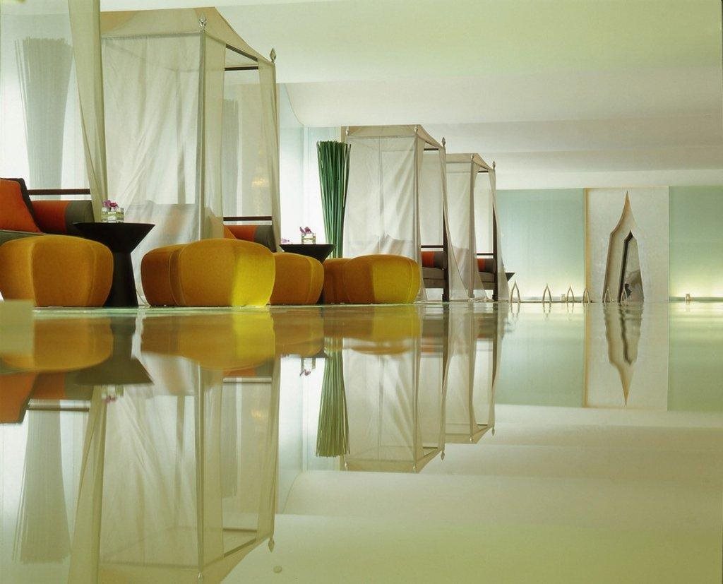 Dusit Thani Bangkok 14