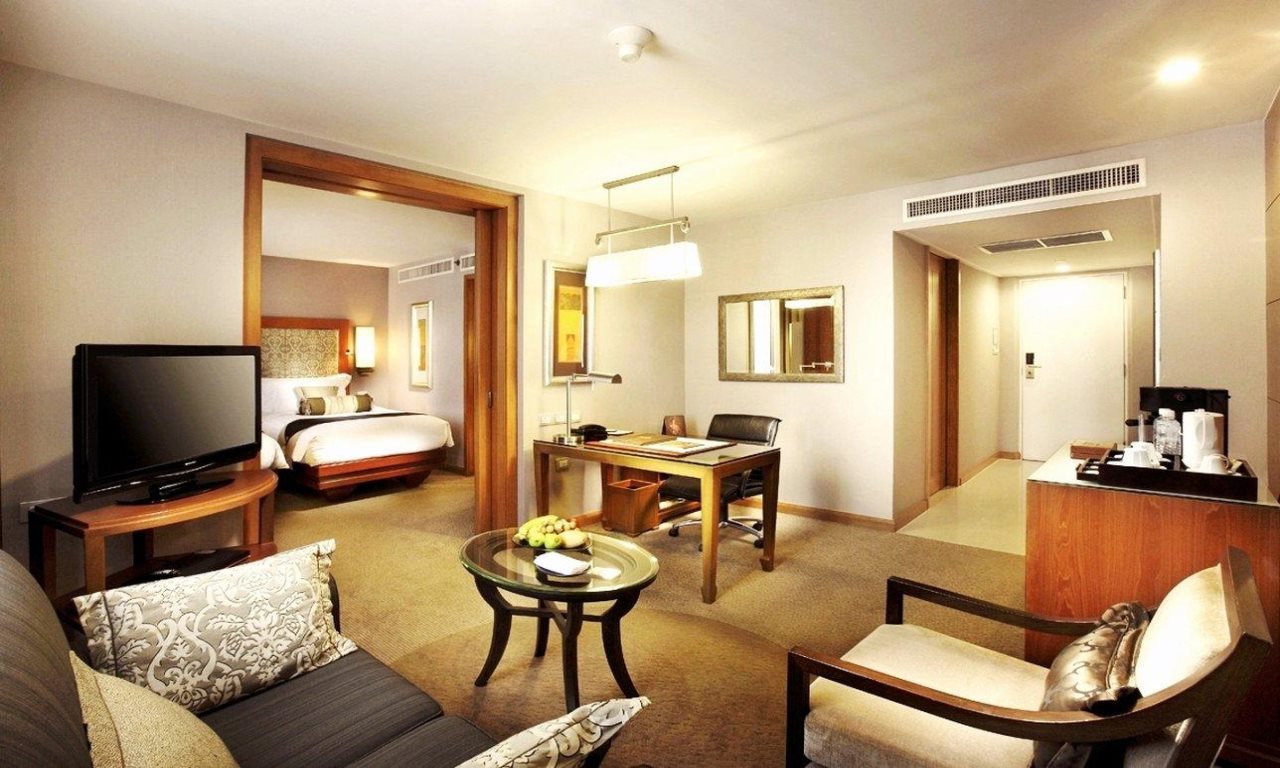Dusit Thani Bangkok 18