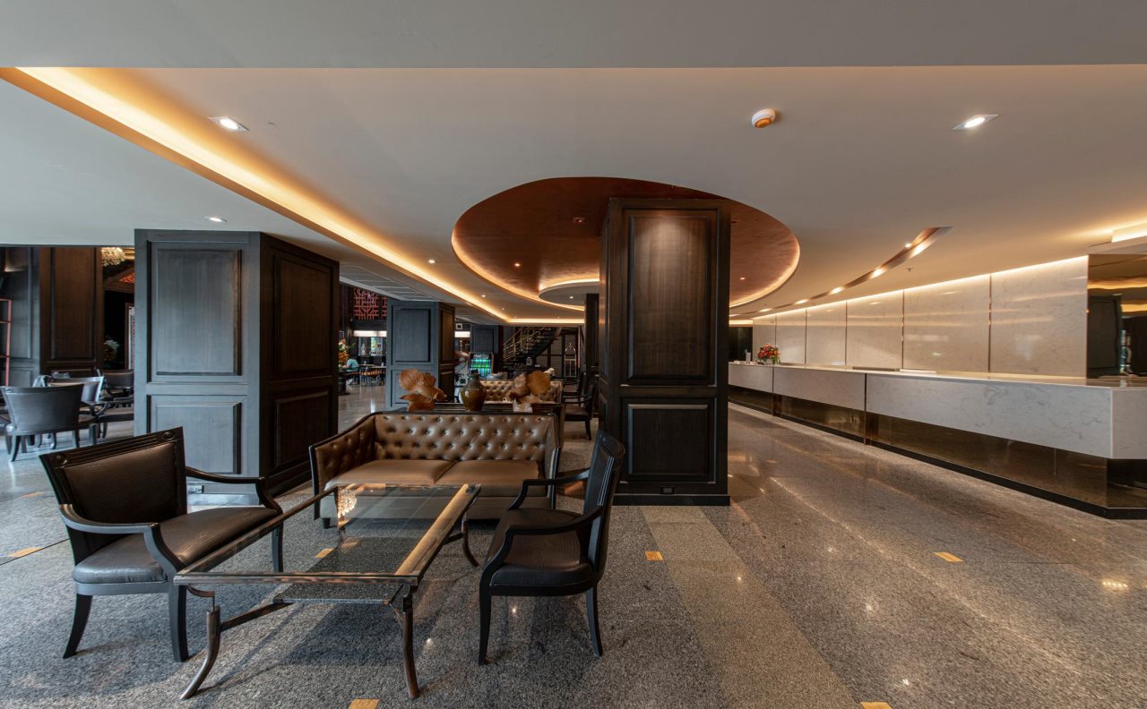 Manhattan Bangkok Hotel 4