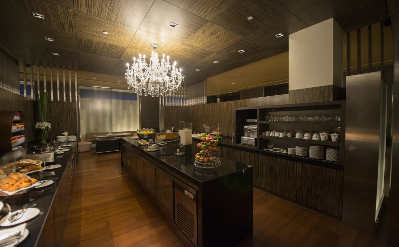 Pathumwan Princess Hotel 10