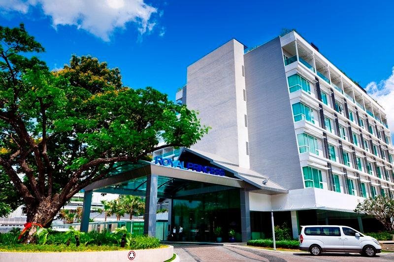 Royal Princess Larn Luang Bangkok 1