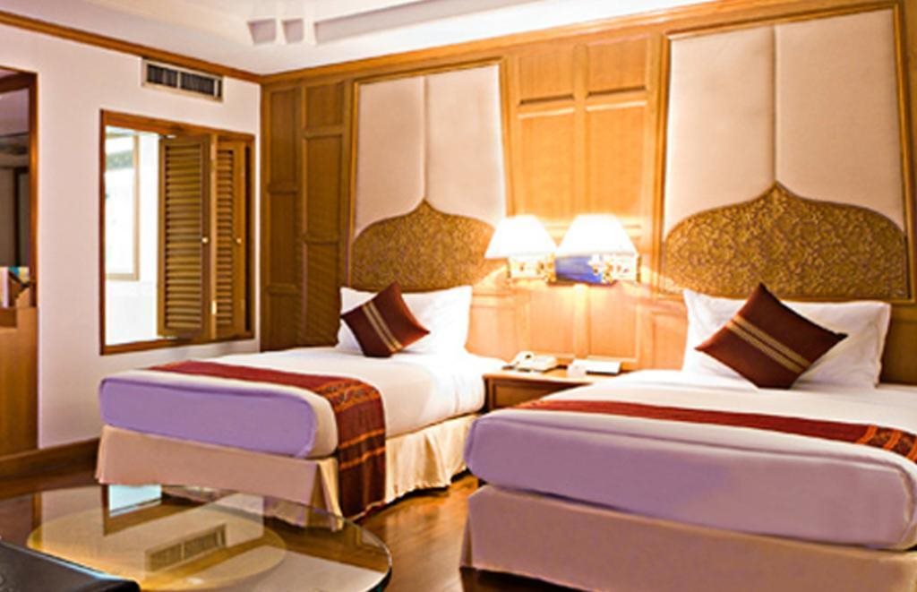 The Montien Surawong Bangkok 10