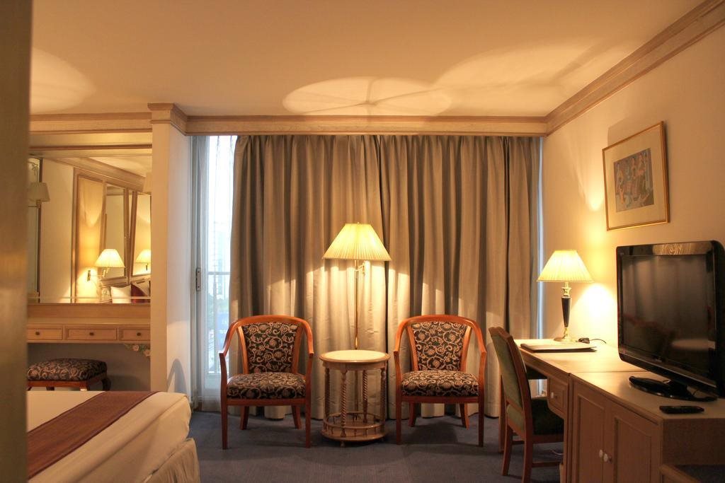 The Montien Surawong Bangkok 11