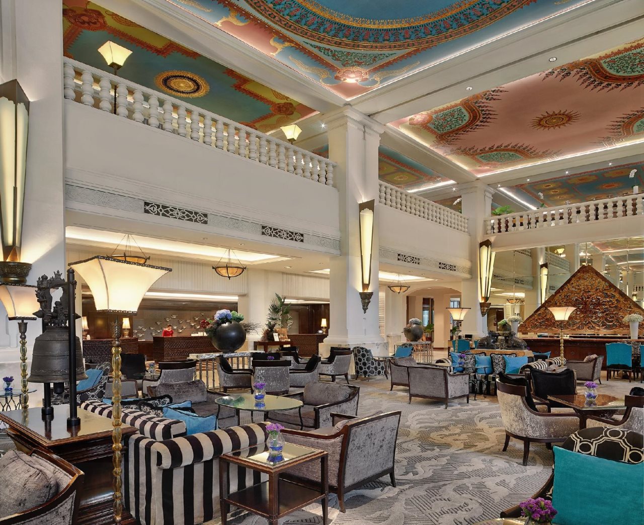 Anantara Siam Bangkok Hotel 11