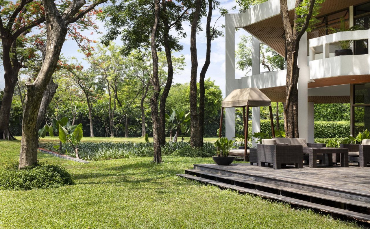 The Sukhothai 22