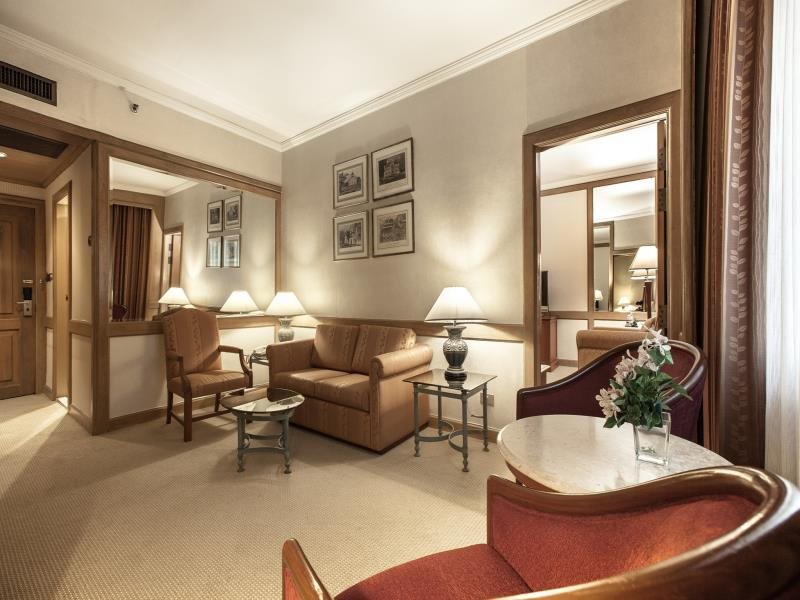 Arnoma Grand Bangkok 3