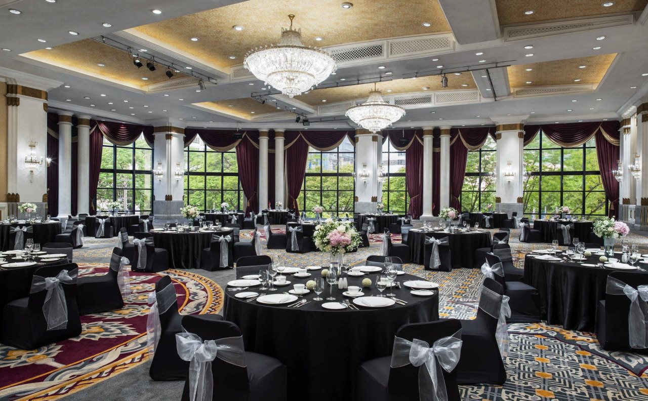 The Athenee Hotel, a Luxury Collection Hotel 9