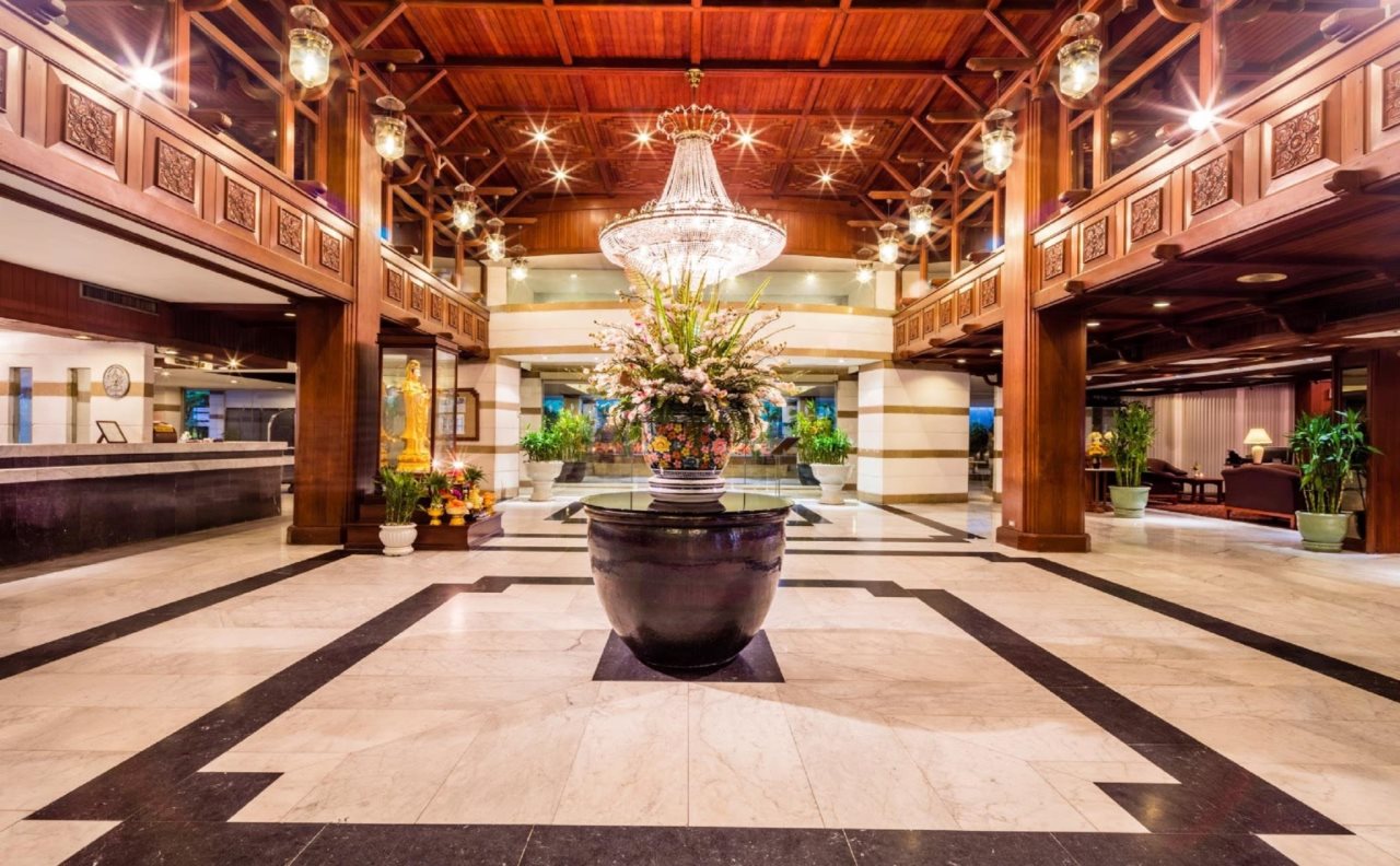 Bangkok Palace 11
