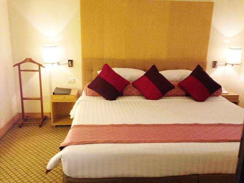 Miracle Grand Convention Hotel 20