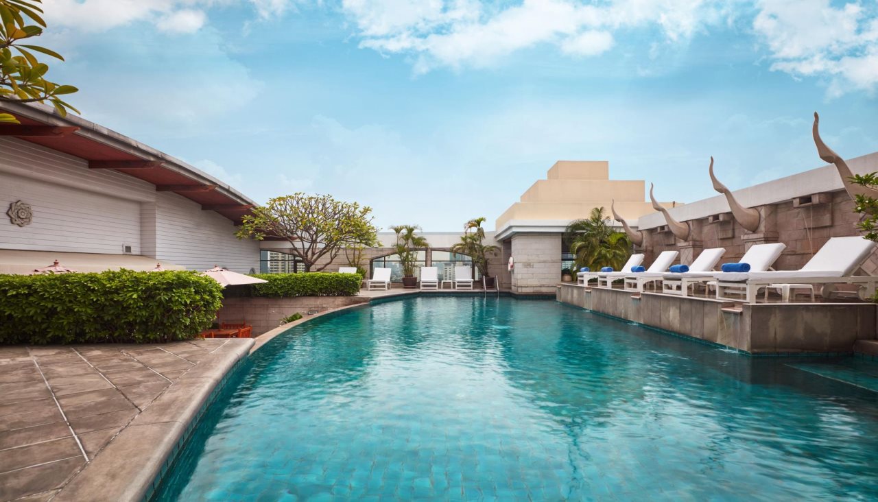 Davis Bangkok 17