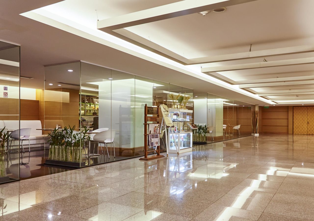 Baiyoke Suite 8