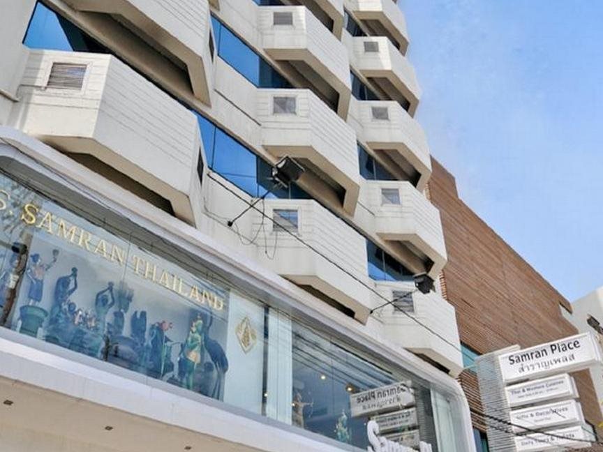 Samran Place 8