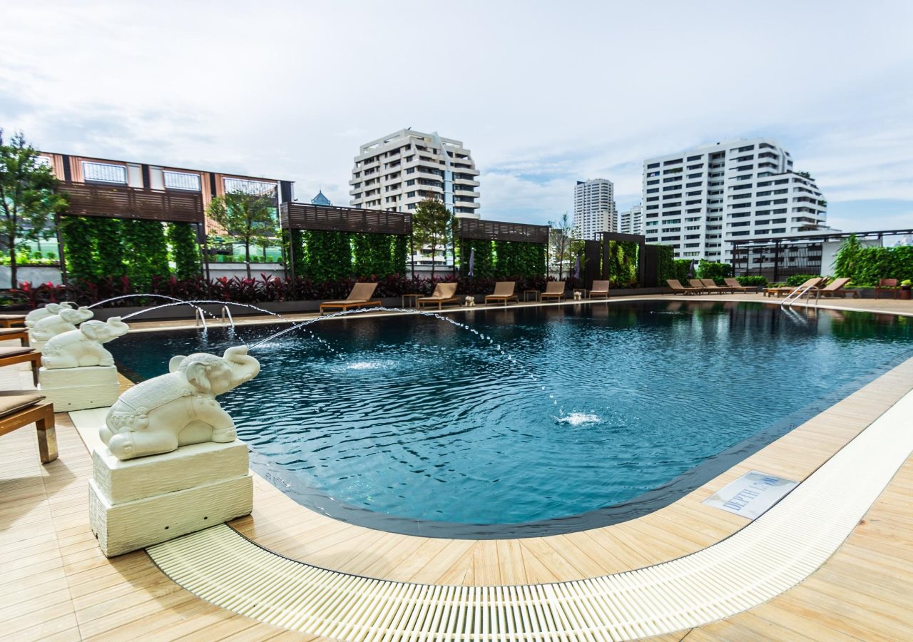 Centre Point Sukhumvit Soi 10 1