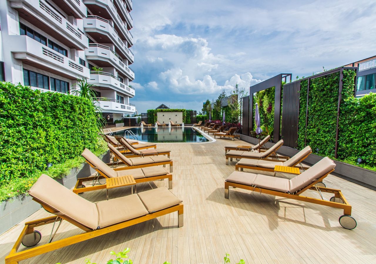 Centre Point Sukhumvit Soi 10 9