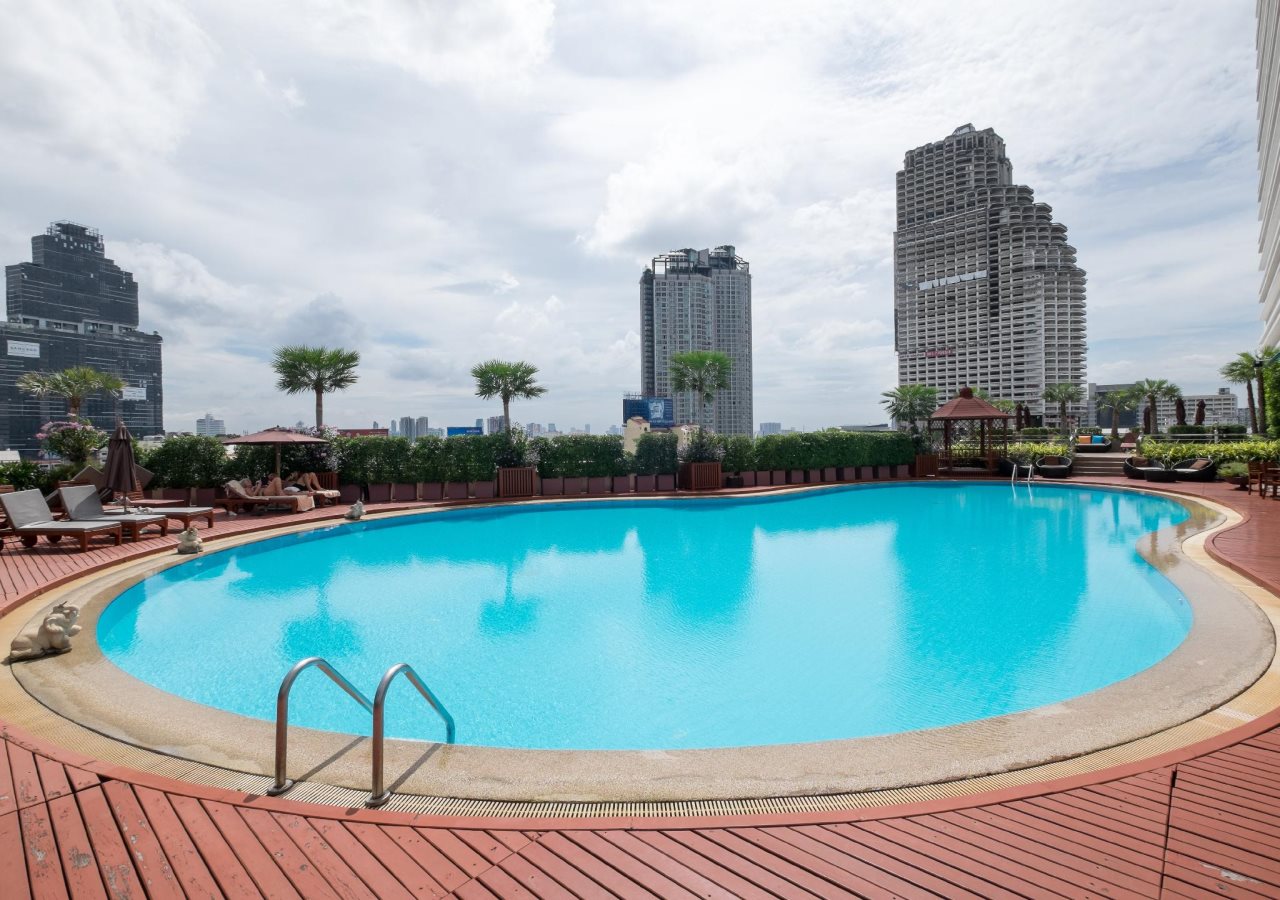 Centre Point Plus Hotel Silom 18