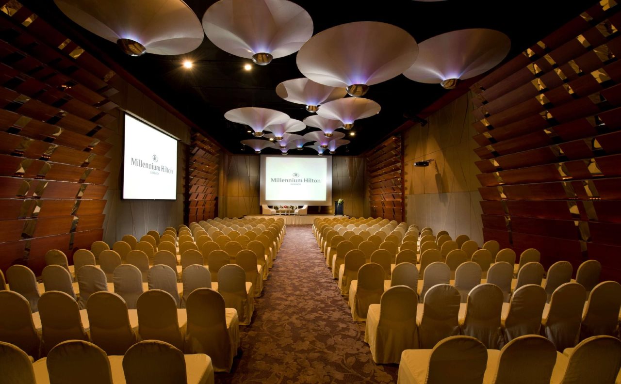 Millennium Hilton Bangkok 8