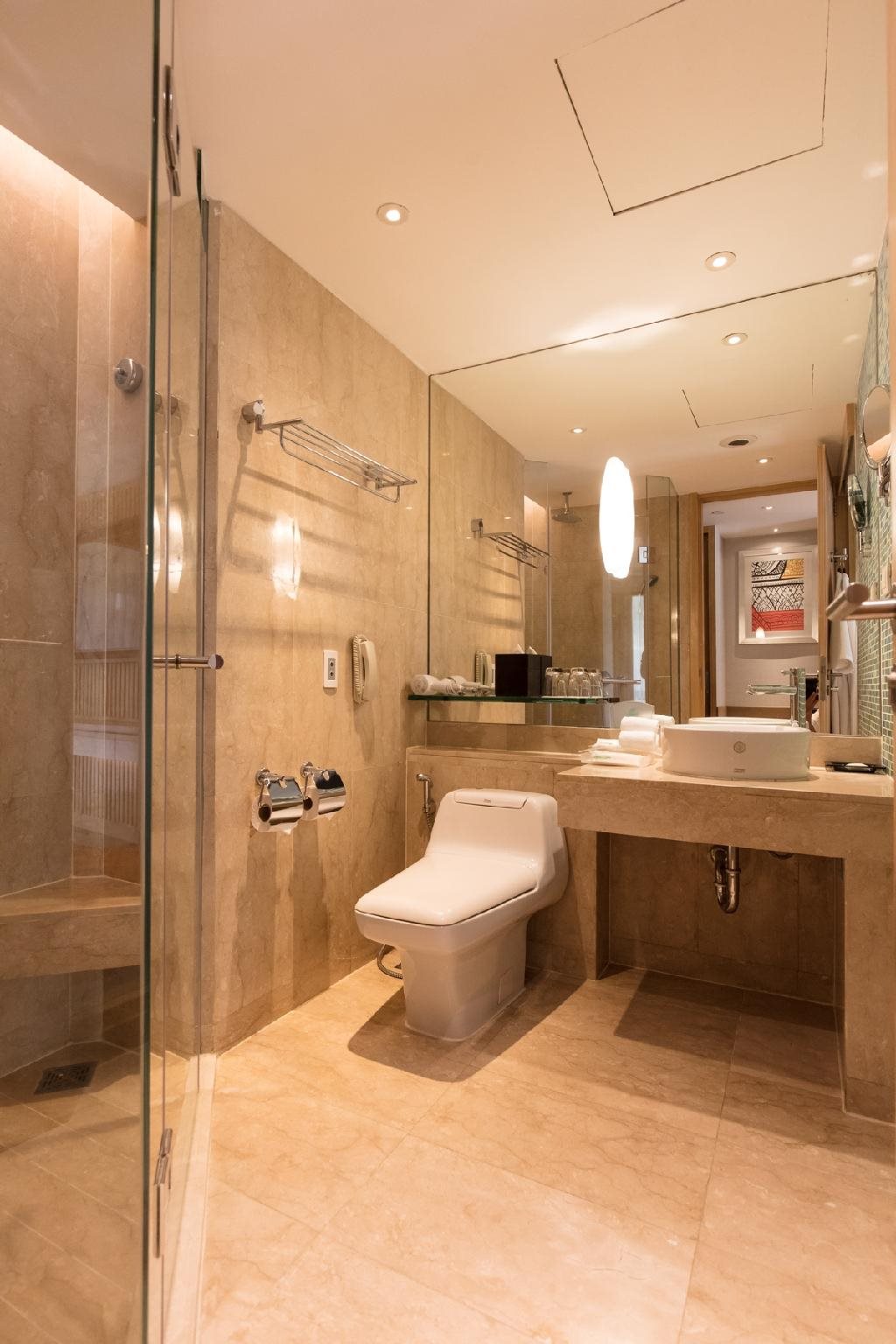 Holiday Inn Bangkok 15