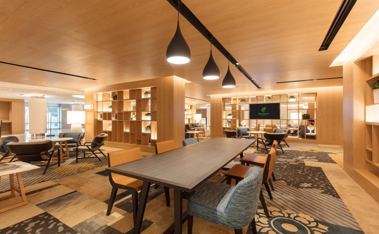 Holiday Inn Bangkok 21