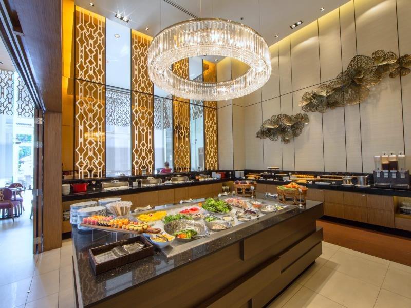 Grande Centre Point Hotel Ploenchit 18