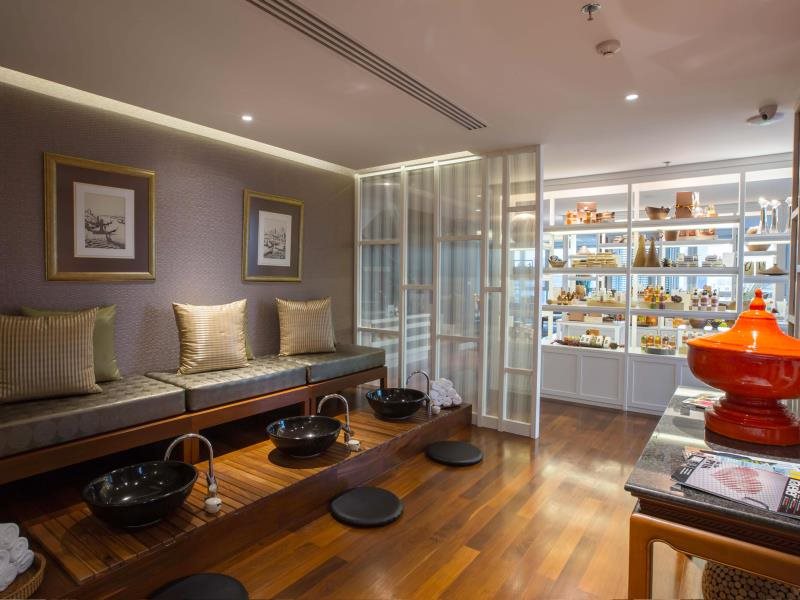 Grande Centre Point Hotel Ploenchit 21