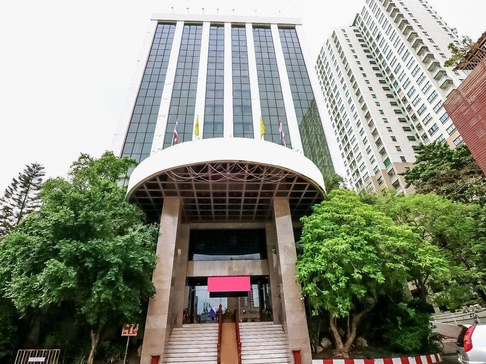 Elizabeth Hotel 24