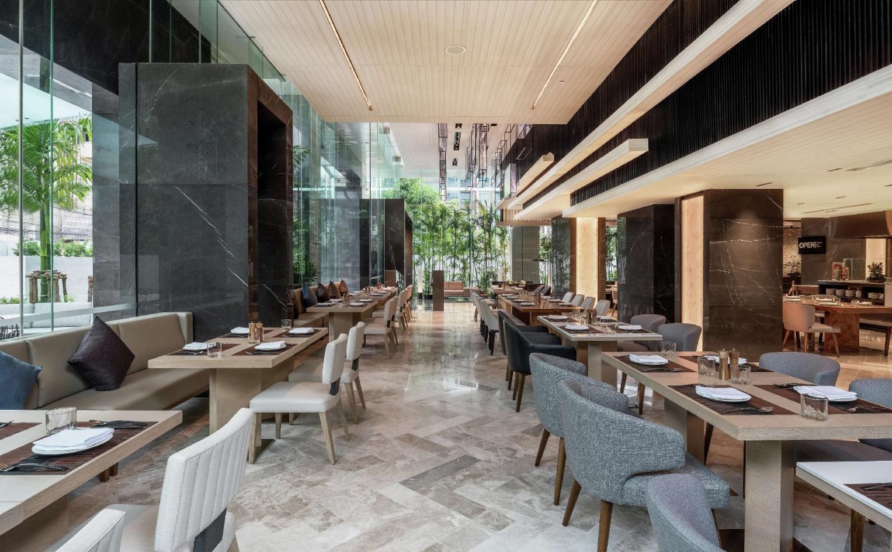 Double Tree by Hilton Bangkok Ploenchit 13