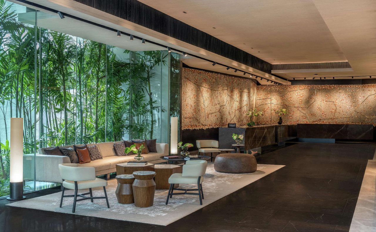 Double Tree by Hilton Bangkok Ploenchit 4
