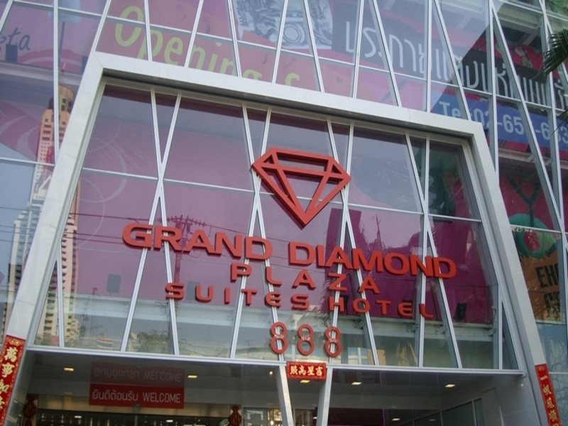 Grand Diamond Suites Hotel 17
