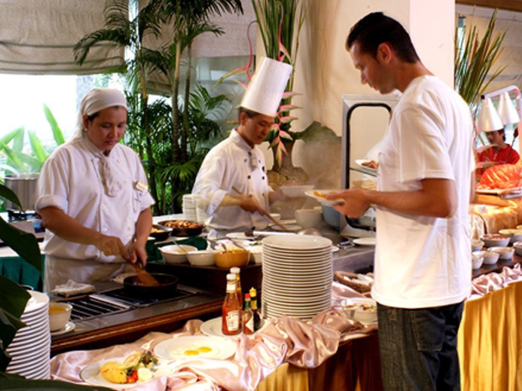 Grand Diamond Suites Hotel 18