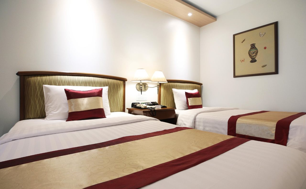 The Royal City Hotel 2