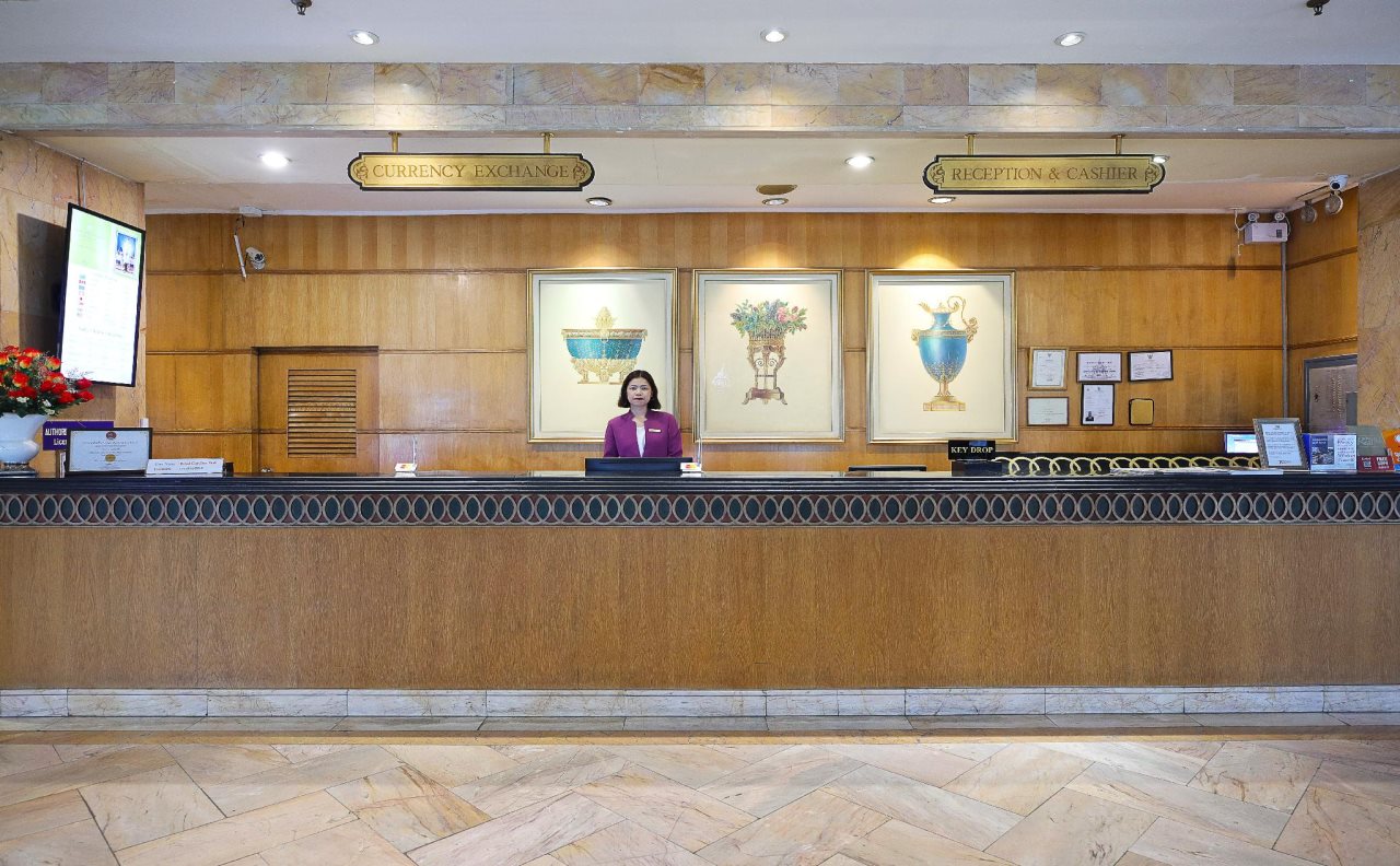 The Royal City Hotel 8