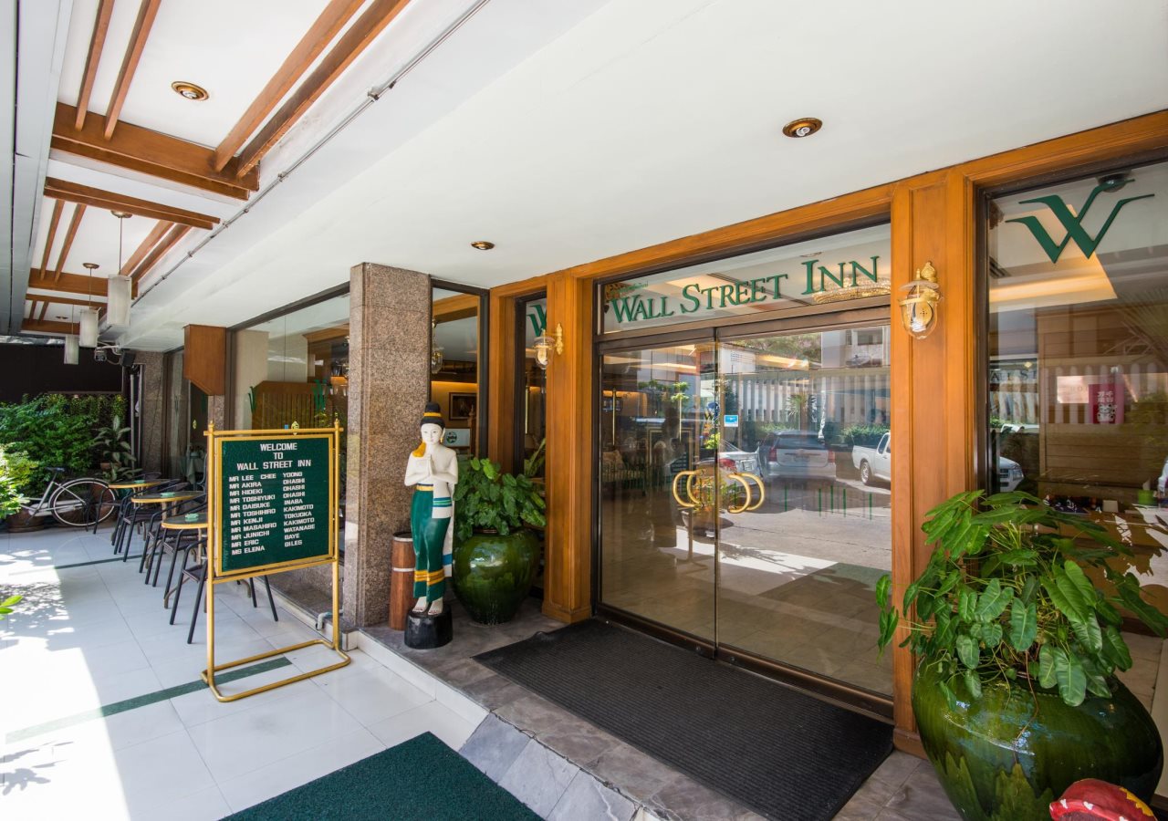 Wall Street Inn 13