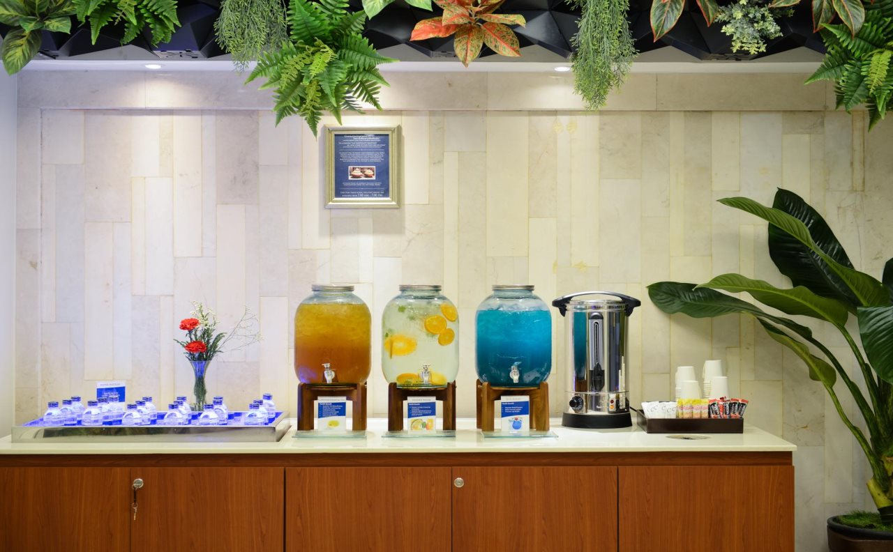 Centre Point Plus Hotel Pratunam 17