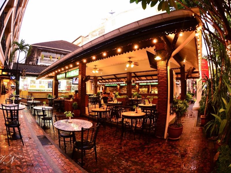 Silom Village Inn 12