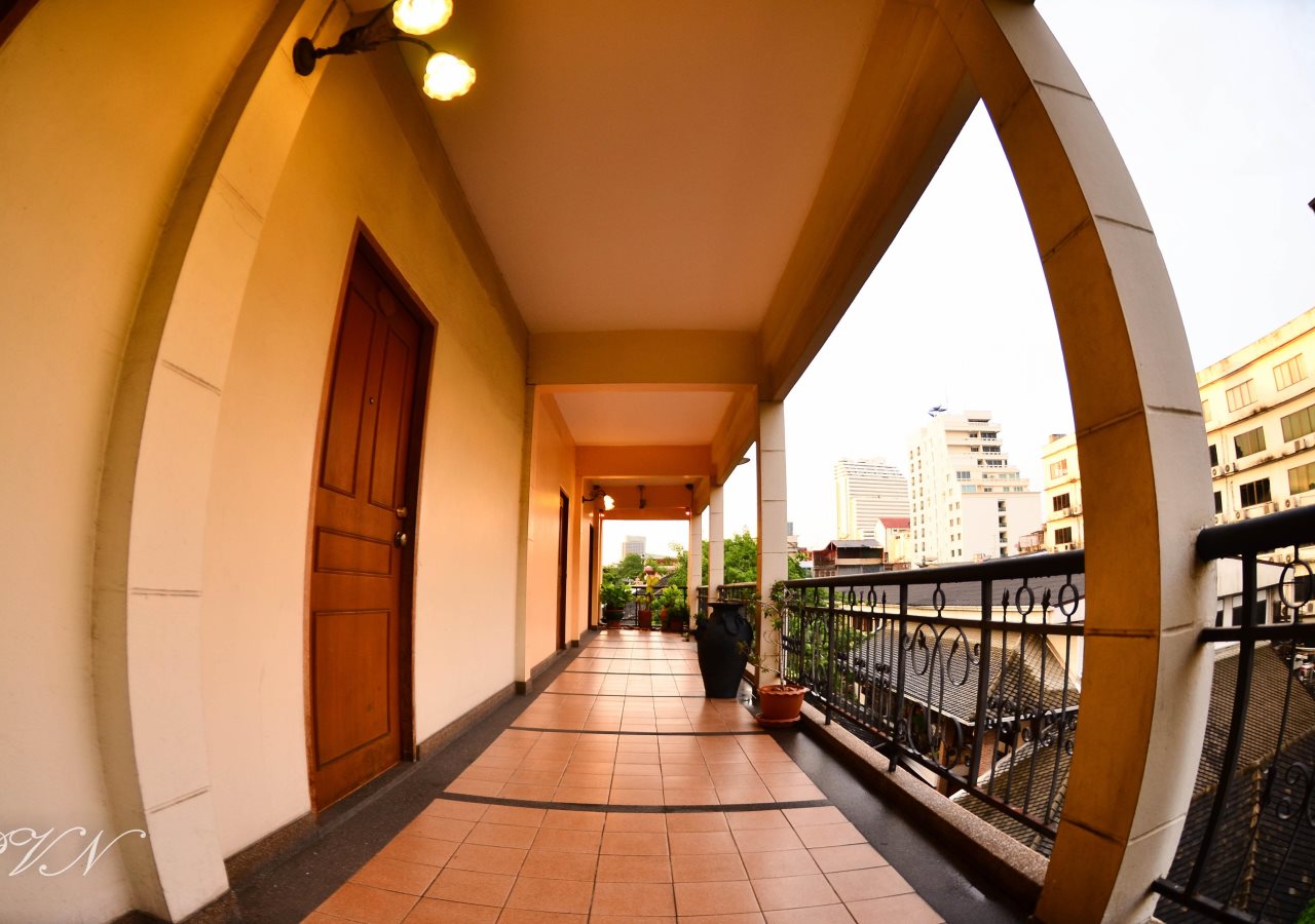 Silom Village Inn 14