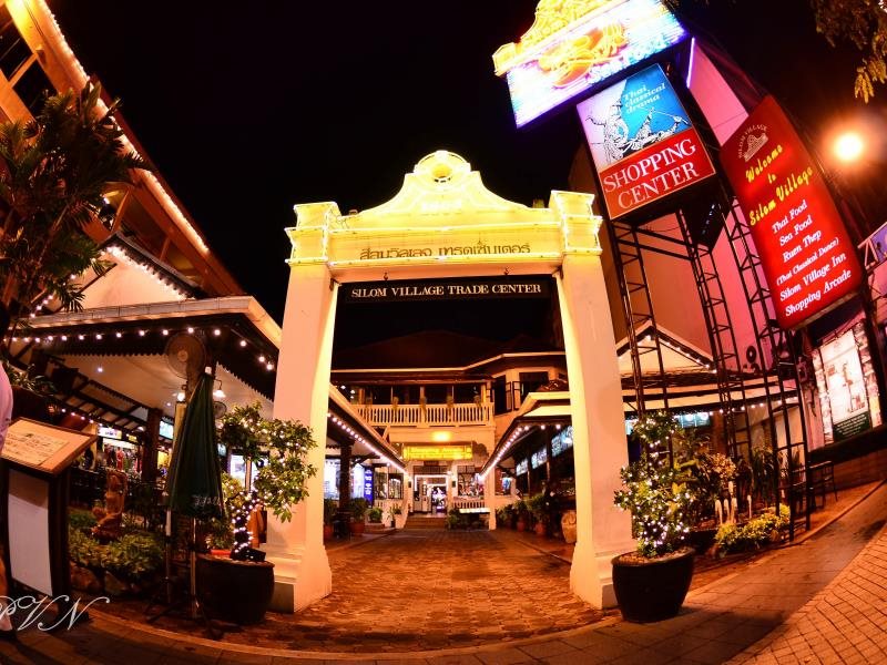 Silom Village Inn 18