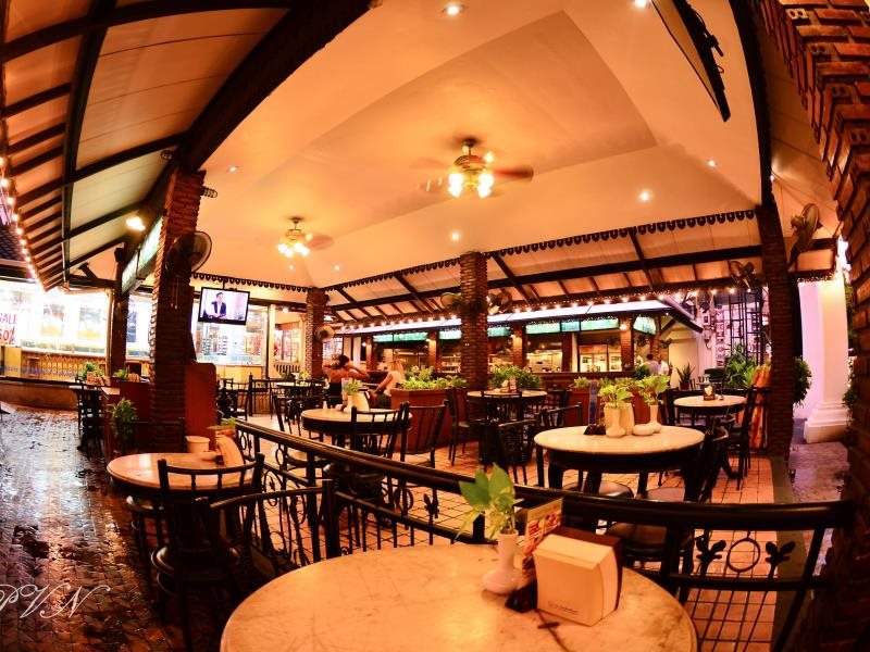 Silom Village Inn 19