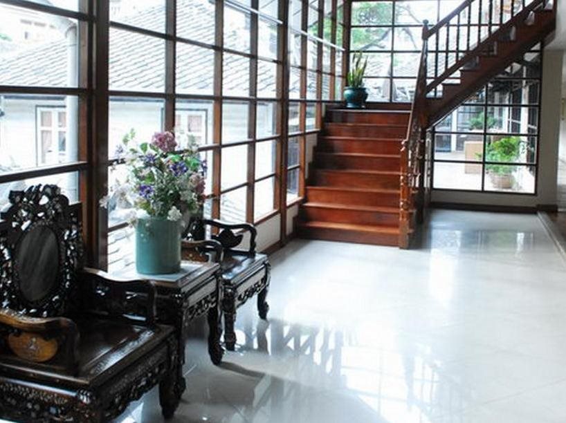 Silom Village Inn 24