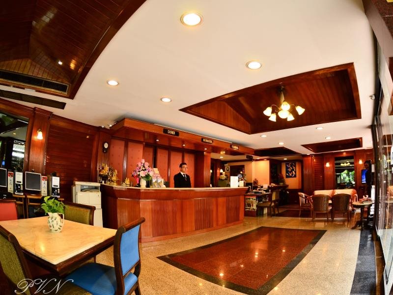 Silom Village Inn 3