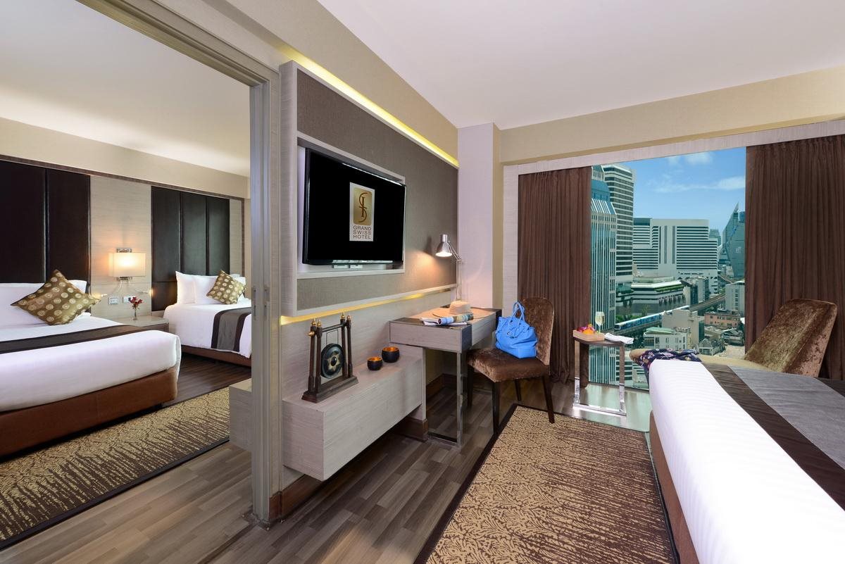 Ramada by Wyndham Bangkok Sukhumvit 11 3