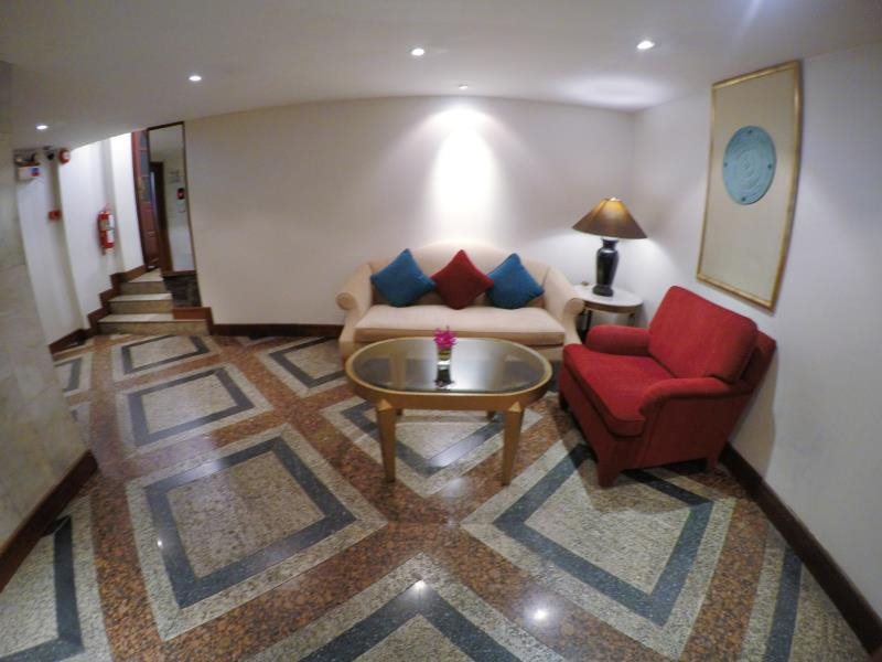 City Lodge Soi 9 9