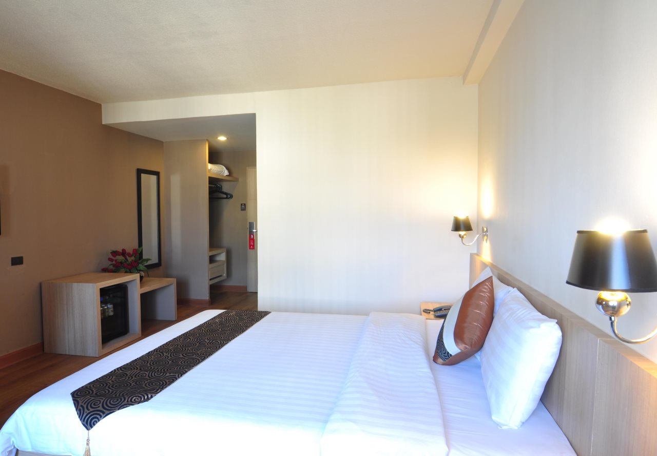 Public House Bangkok, a Member of Design Hotels 2